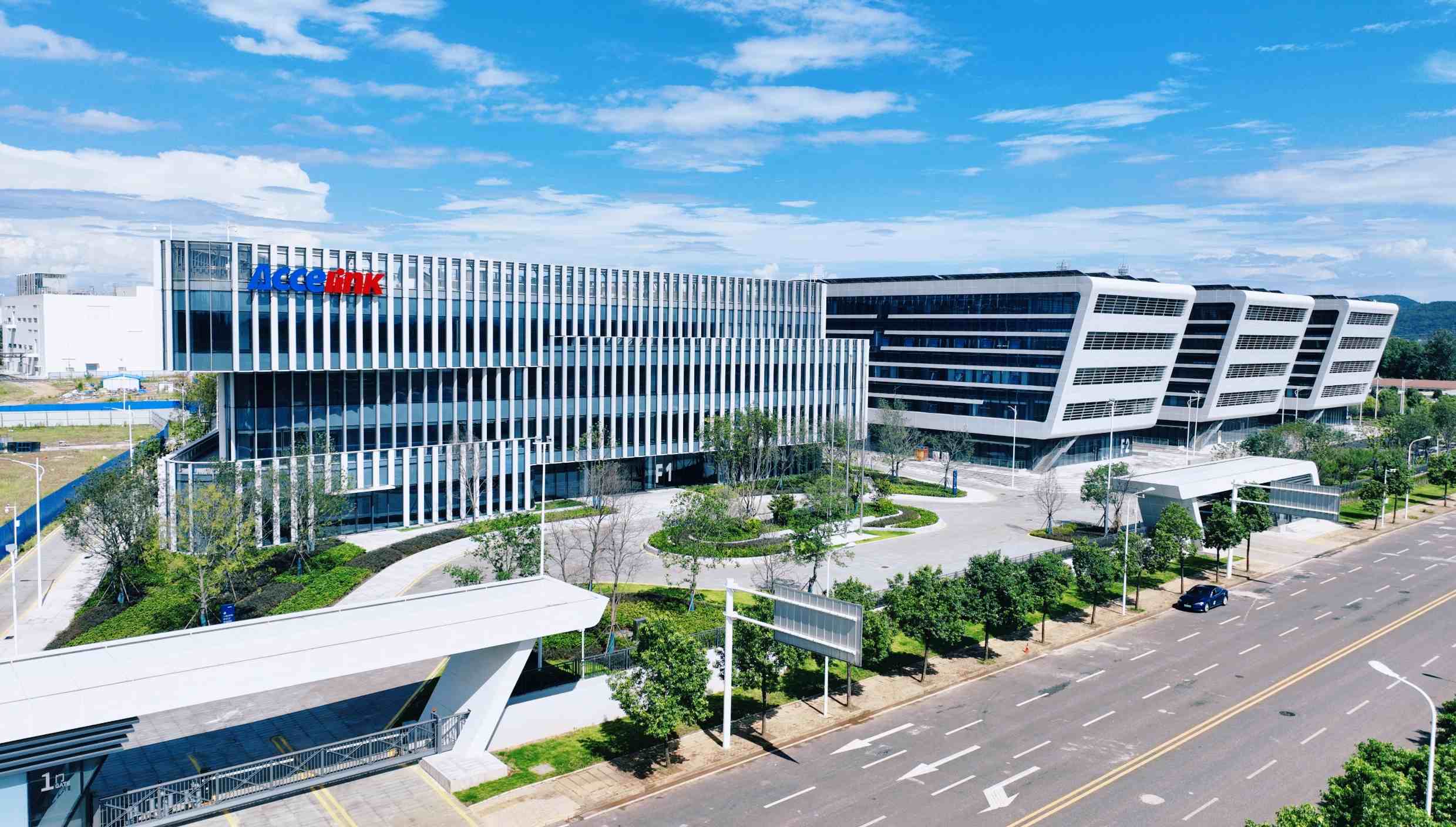 1735008613120095.png 3 (1).png