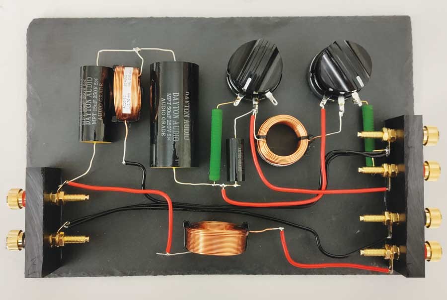 1764657856170679.jpg 3.jpg